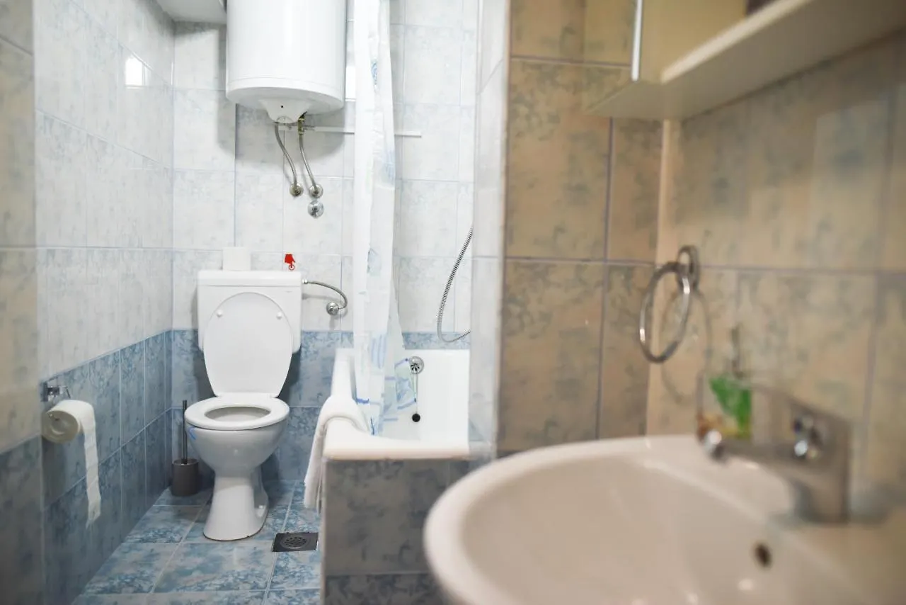 Apartamento Luka'S Amber Rooms In The Center Of Trogir Croácia